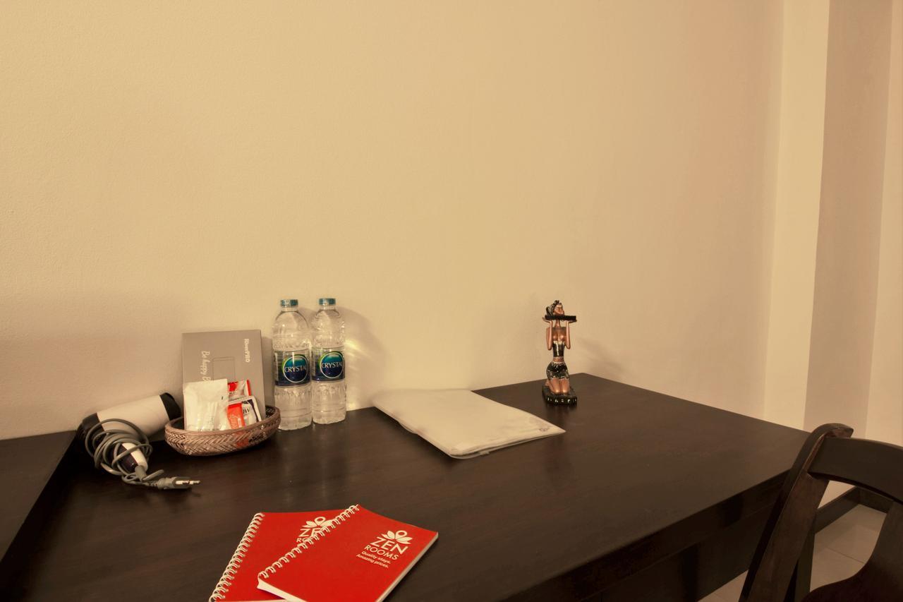 Zen Rooms Sukhumvit 81 Банкок Екстериор снимка