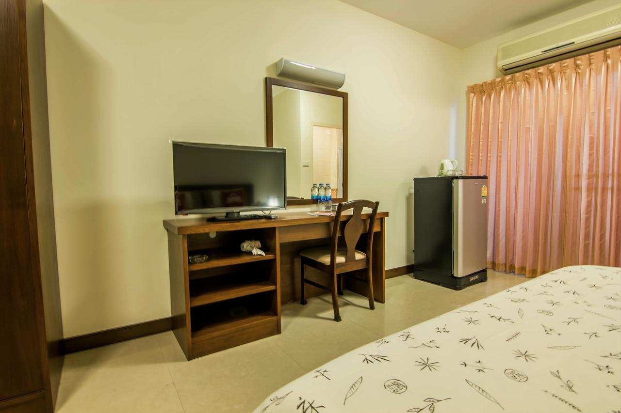 Zen Rooms Sukhumvit 81 Банкок Екстериор снимка