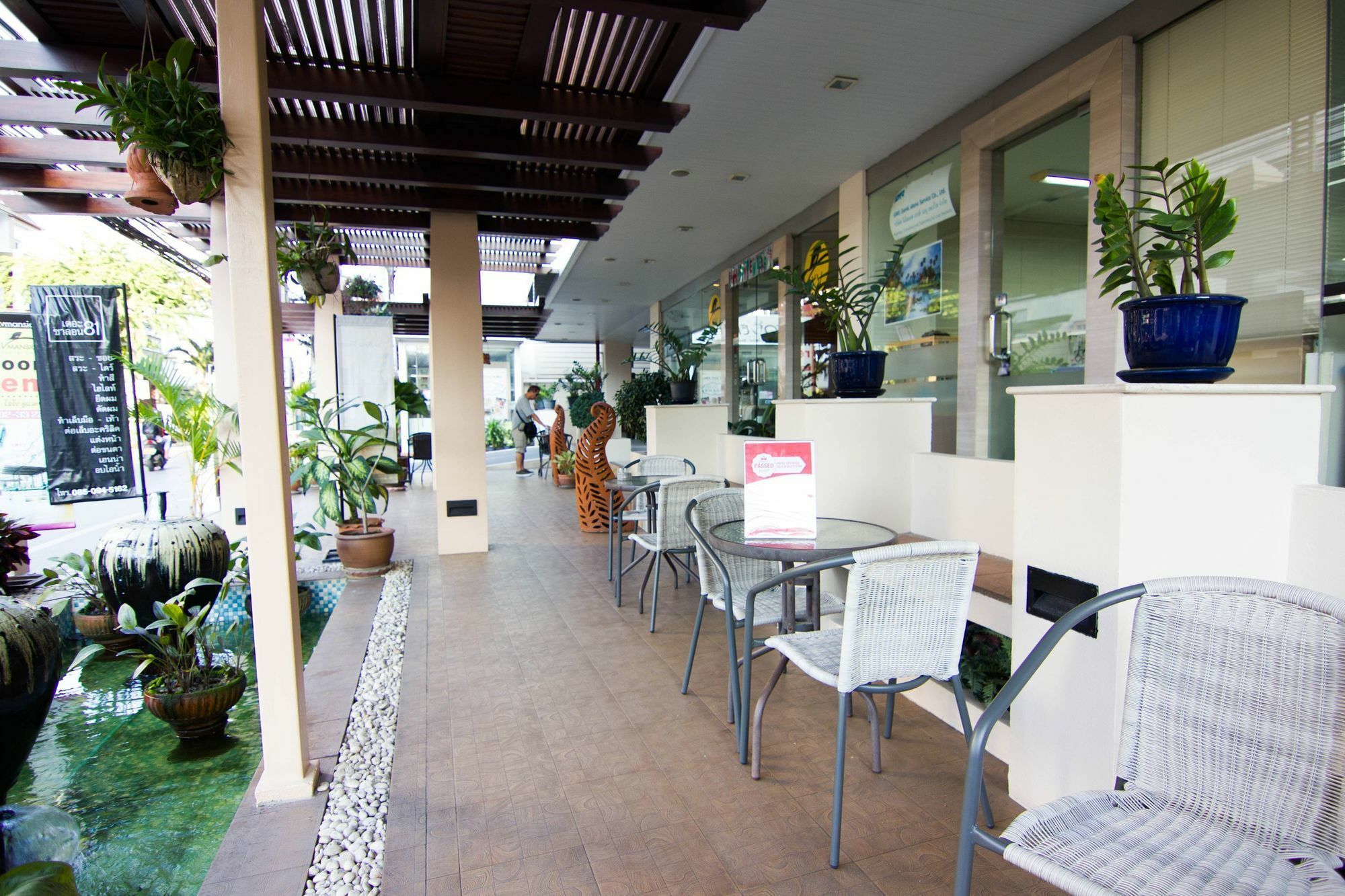 Zen Rooms Sukhumvit 81 Банкок Екстериор снимка