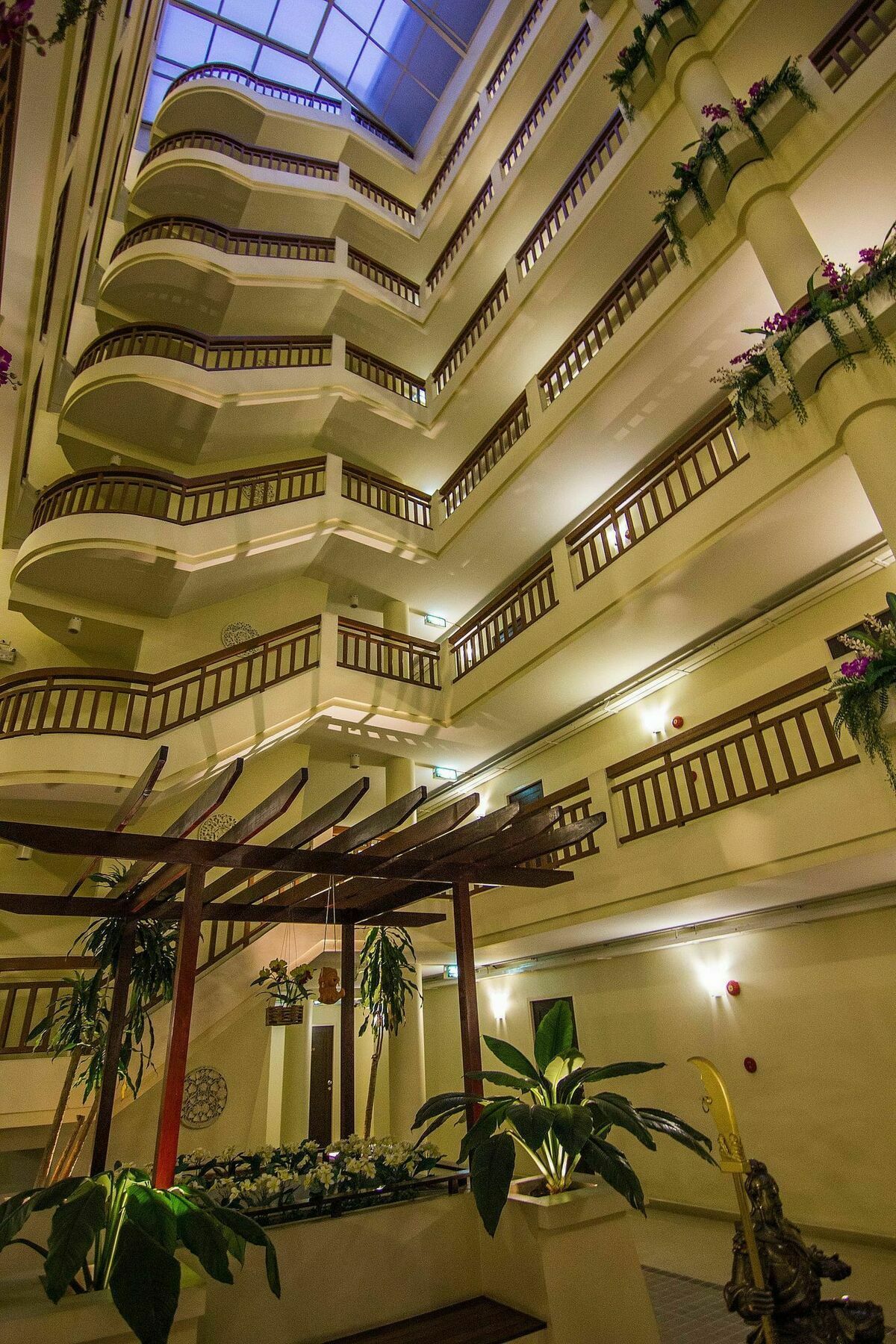 Zen Rooms Sukhumvit 81 Банкок Екстериор снимка